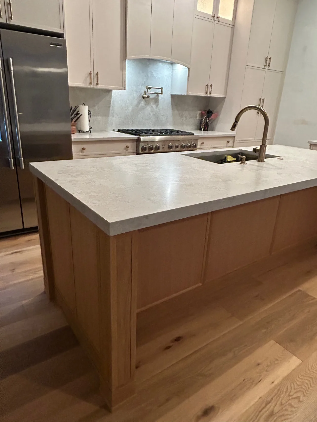 Heritage Mountain kitchen — finished, white oak island