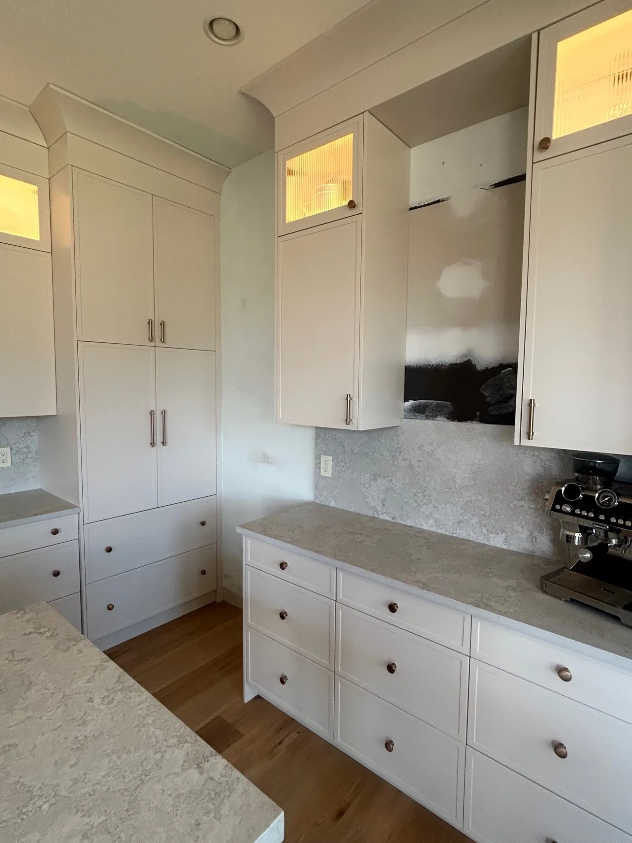 Heritage Mountain kitchen — finished, coffee bar and pantry